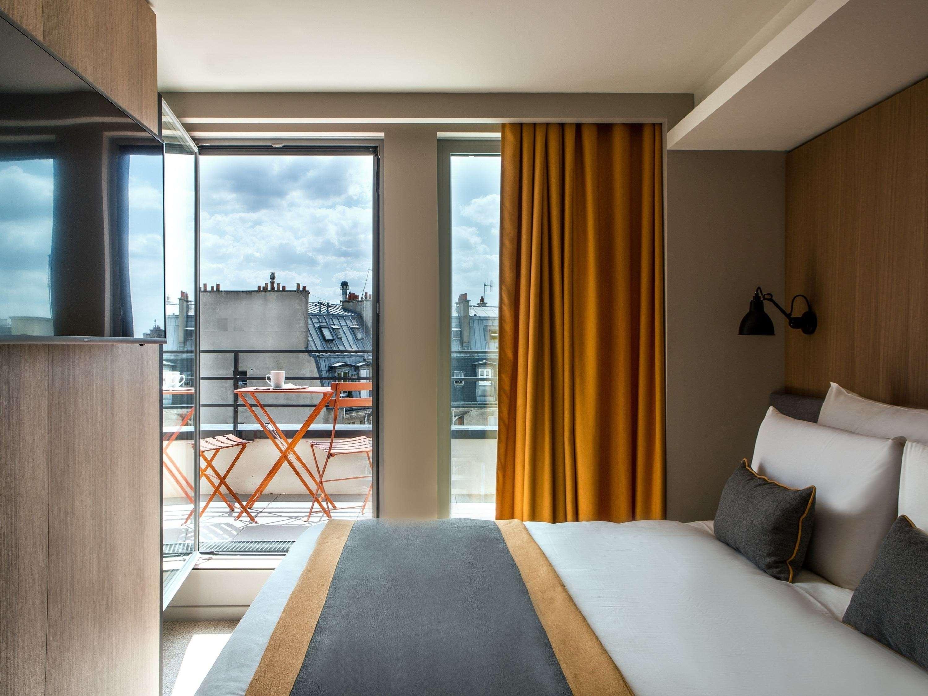 Отель Mercure Paris 17 Batignolles Экстерьер фото