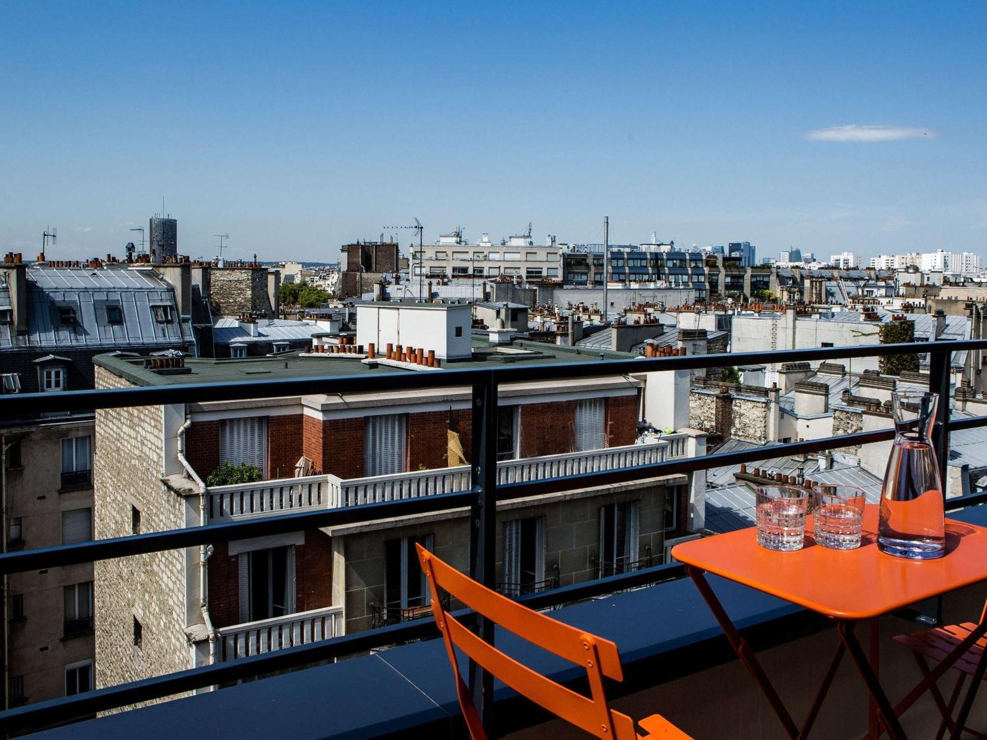 Отель Mercure Paris 17 Batignolles Экстерьер фото