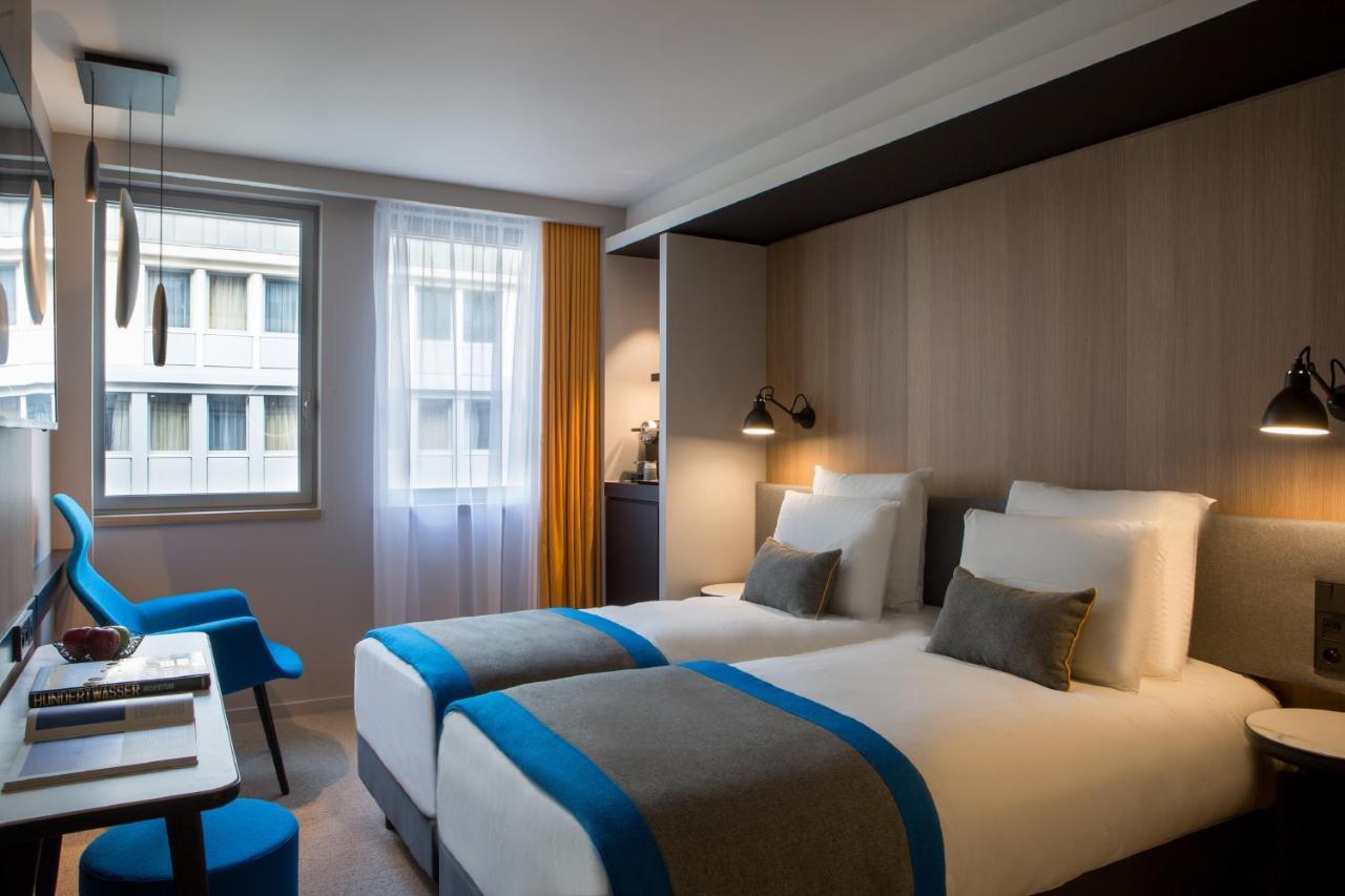 Отель Mercure Paris 17 Batignolles Экстерьер фото